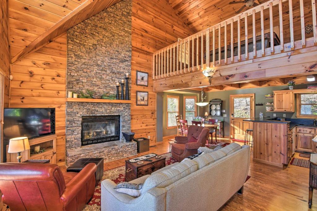 Image showcasing Luxury Mountain Cabin - Panoramic Mountain Views, Blairsville (updated ...