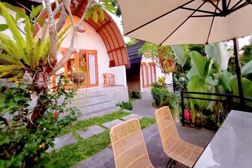 Zahrada ubytování Uma Manyar Sunset Villa