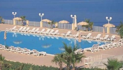 Bazén v ubytování Dioscuri Bay Palace nebo v jeho okolí