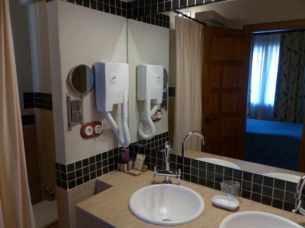 Koupelna v ubytování Hosteria del Arco