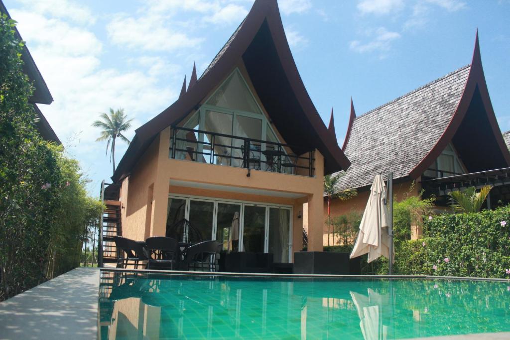 Fantastic Pool Villa - Hotel Managed