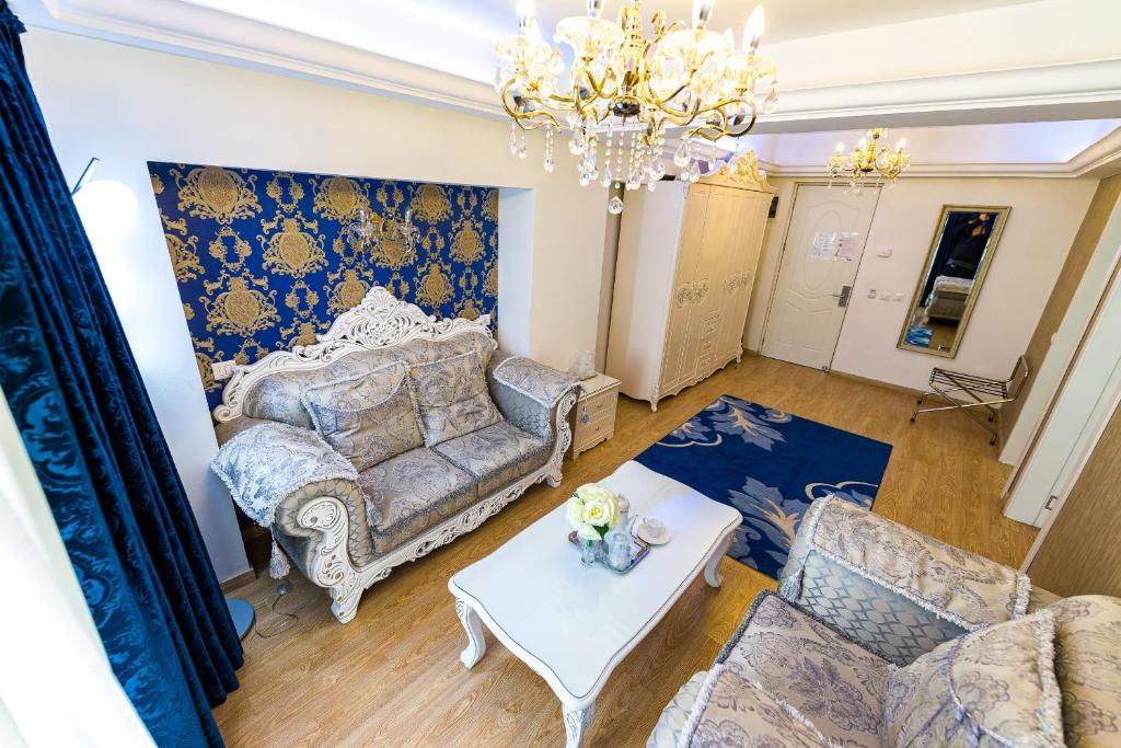 Posezení v ubytování Hotel Helin Central