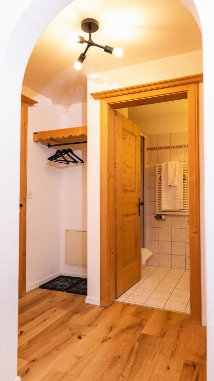 Fotografie z fotogalerie ubytování Wunderstay Alpine 16 Chic Studio Central Location v destinaci Klosters Serneus