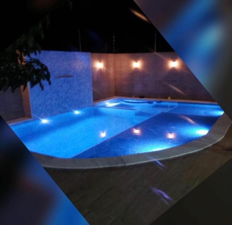  Hibiscus Casa Condomínio com Piscina