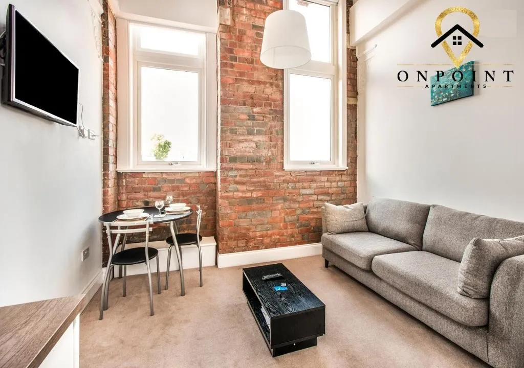OnPoint Apartments - The Perfect Escape - Luxurious 1 Bedroom Apartment!, Birmingham, United Kingdom