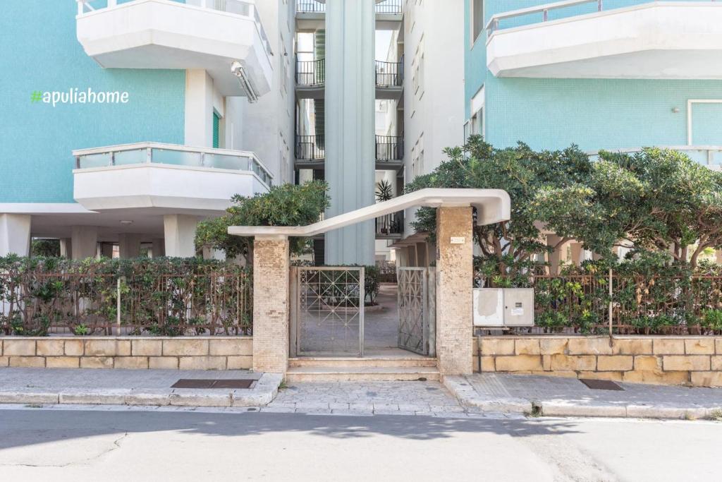 Budynek, w którym mieści się apartament