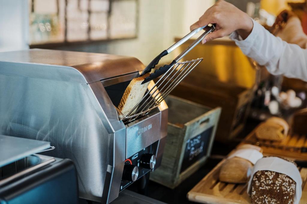 B&B HOTEL Basel - Resim 30