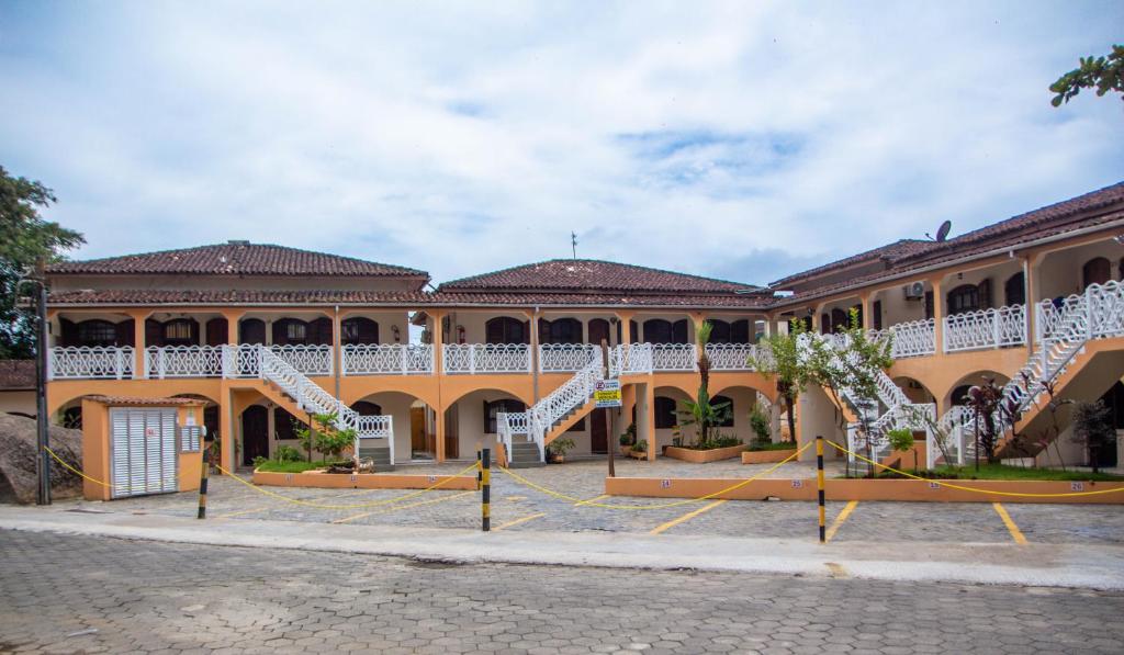  Praia Grande Ubatuba 250m da praia