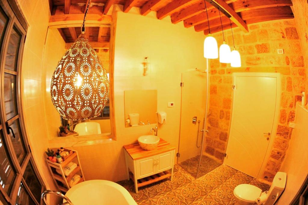 Koupelna v ubytování Salah Aldin House