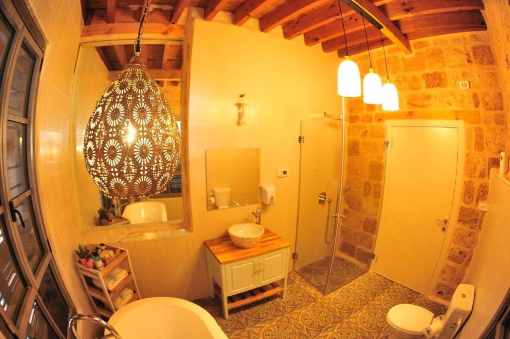 Koupelna v ubytování Salah Aldin House