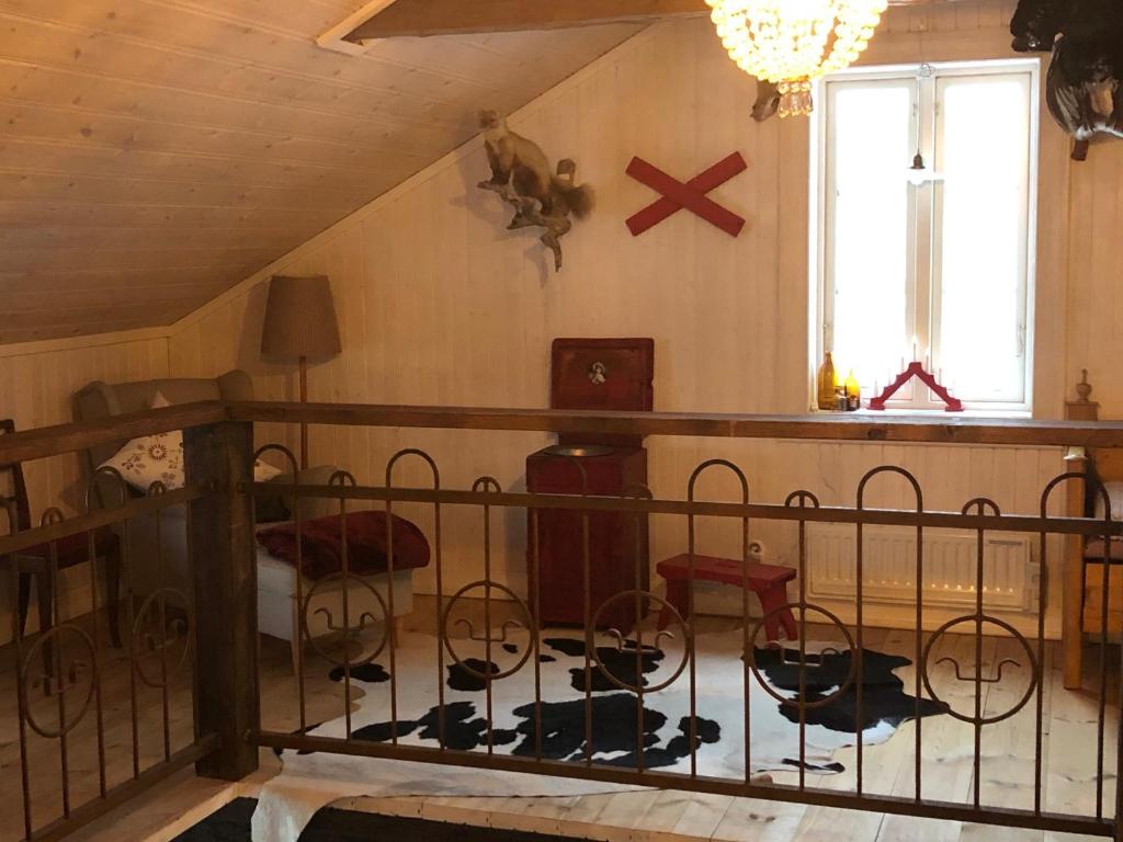 Posezení v ubytování Gammal Stugan SKOGSFEEN
