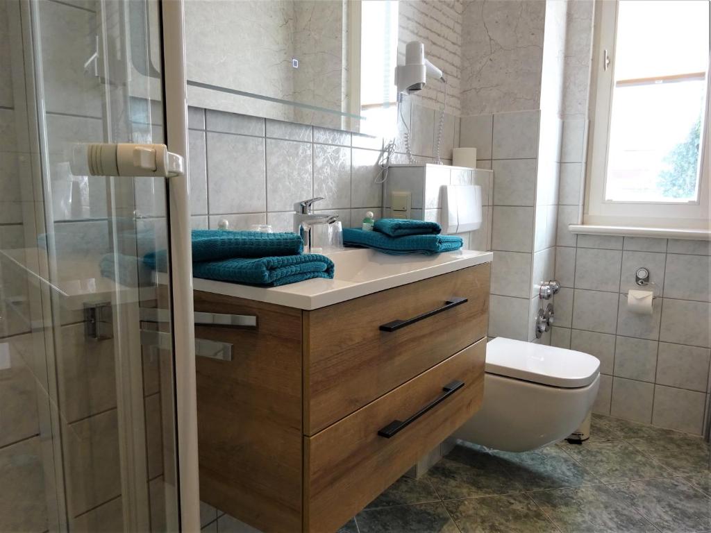 Koupelna v ubytování Hotel Pension Zur Fährbrücke
