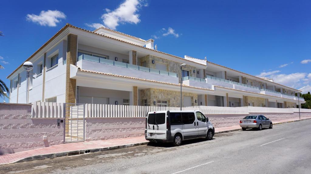 Apartamentos La Laguna I Luxury Apartments, Guardamar del ...