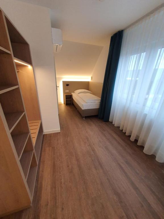 Hotel zur Traube - Single Room