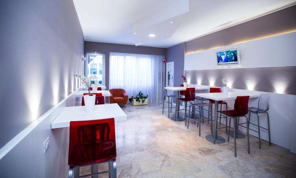 Agape Hotel AA Hotels - Resim 14