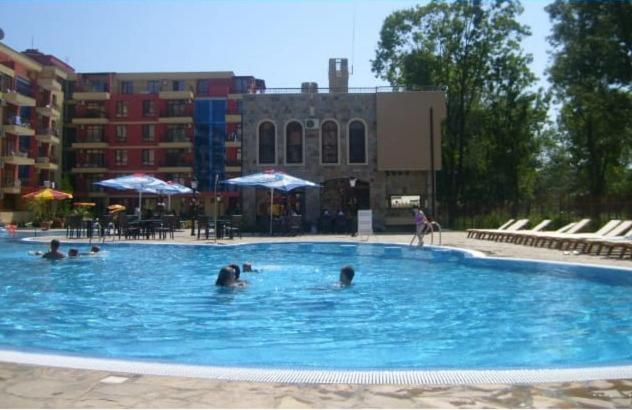 Bazén v ubytování Kalia Apartment Sunny Beach 2-Zimmer+Balkon TOP nebo v jeho okolí