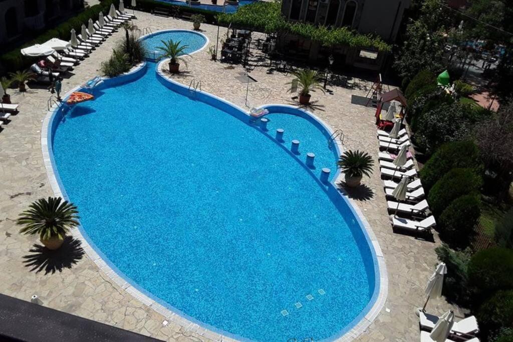 Bazén v ubytování Kalia Apartment Sunny Beach 2-Zimmer+Balkon TOP nebo v jeho okolí