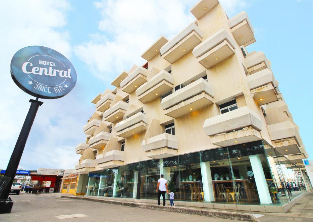 Budova, kde se hotel nachází