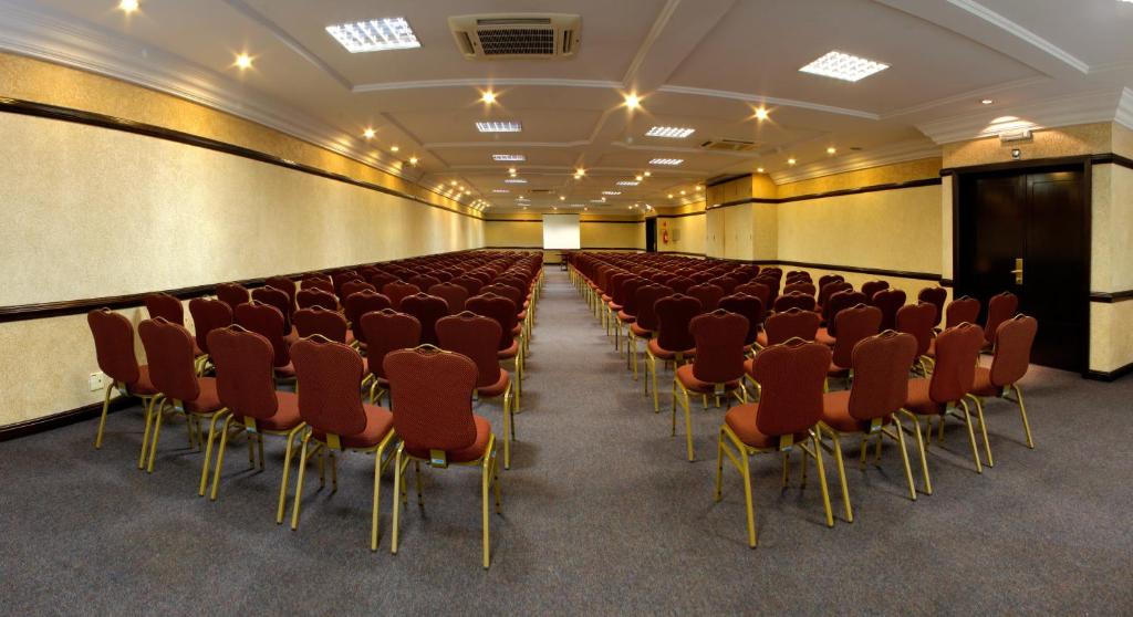  Mabu Curitiba Business