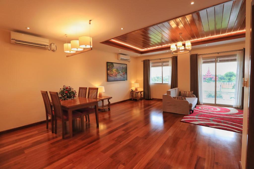 Sunset Palace View Suites - 皇家日落家庭套房