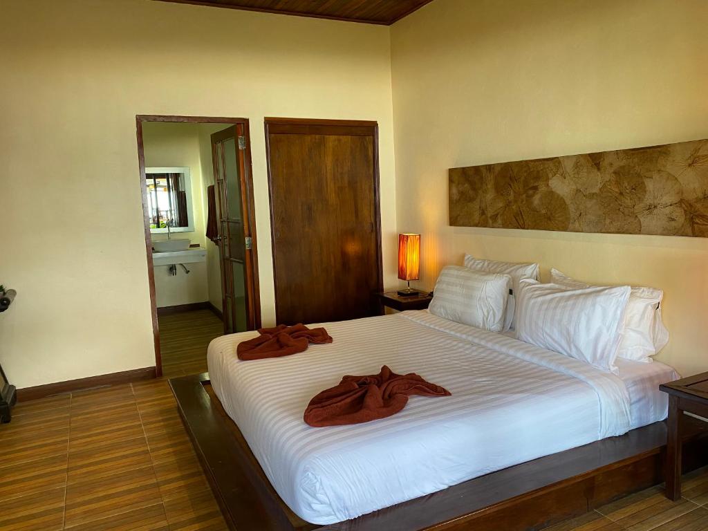 Mali Kradan - Beachfront Standard Suite