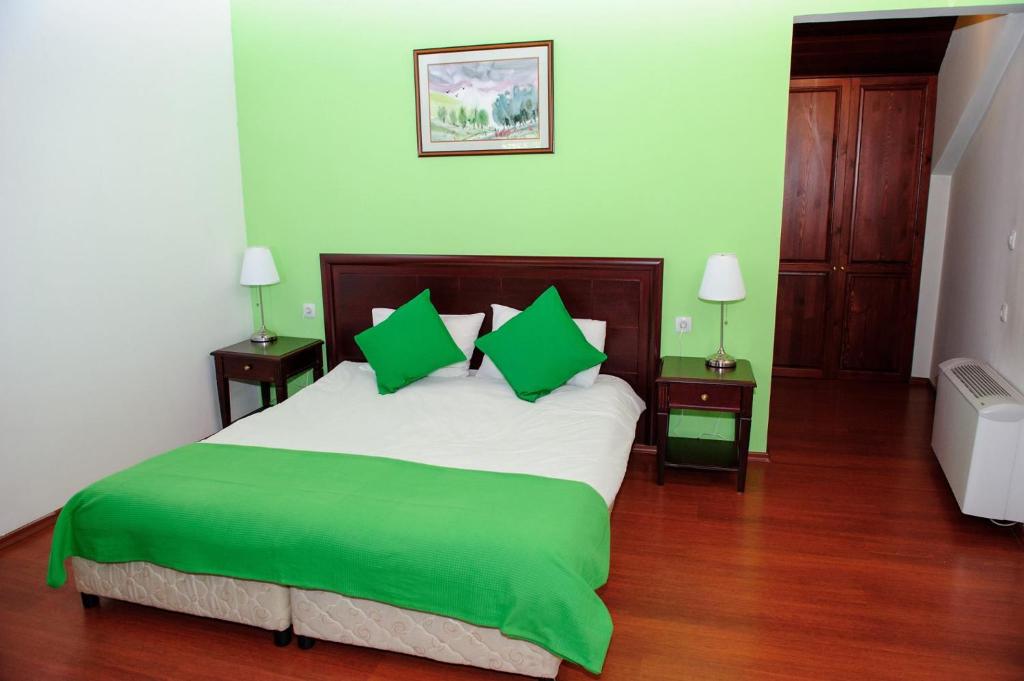 A bed or beds in a room at Self Catering Chalet Kulina