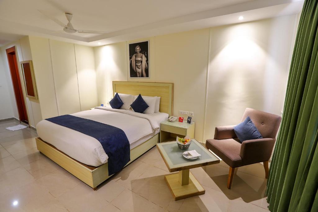 Postel nebo postele na pokoji v ubytování Zip By Spree Hotels Hyde Goa