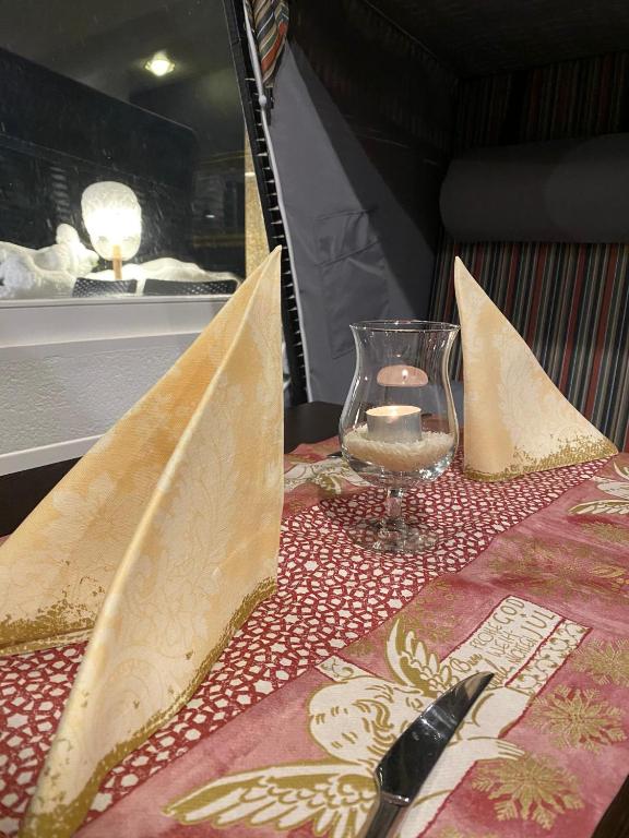 Postel nebo postele na pokoji v ubytování Hotel Crystal