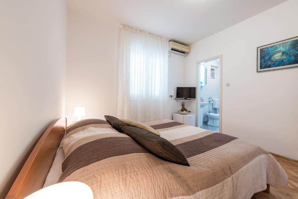 Amazing view Apartment and Rooms Dragan - 19