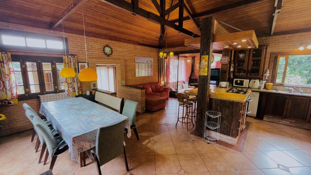  Linda chácara em S. Roque/SP 6.000m2 Alto Padrão