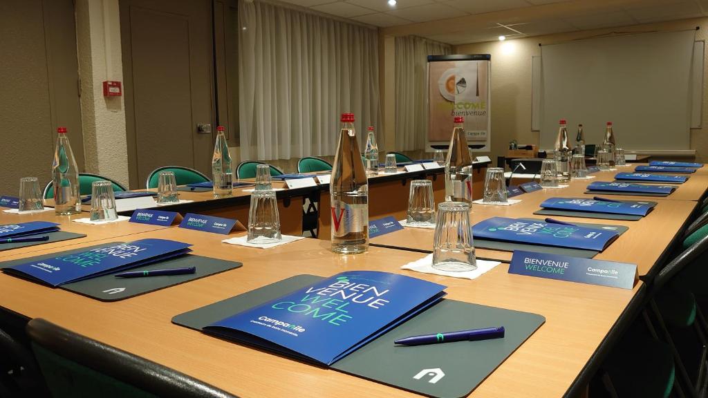 Campanile NATURE - Bordeaux Lac - Resim 25