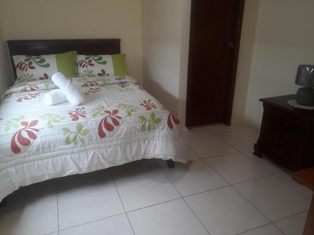 Postel nebo postele na pokoji v ubytování Hotel Valeritos