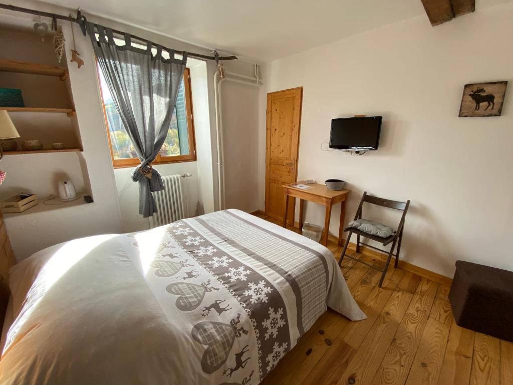 Auberge De La Forêt - Hôtel - Habitación Doble Con Baño Privado