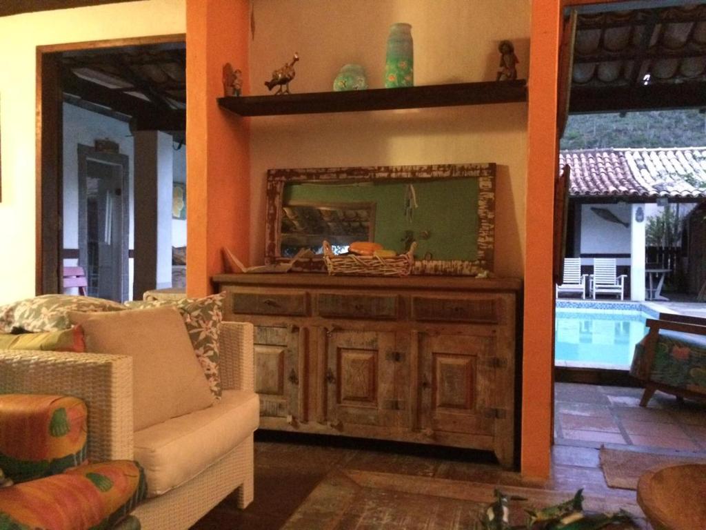  Casa plana com 4 quartos e piscina em Arraial do Cabo