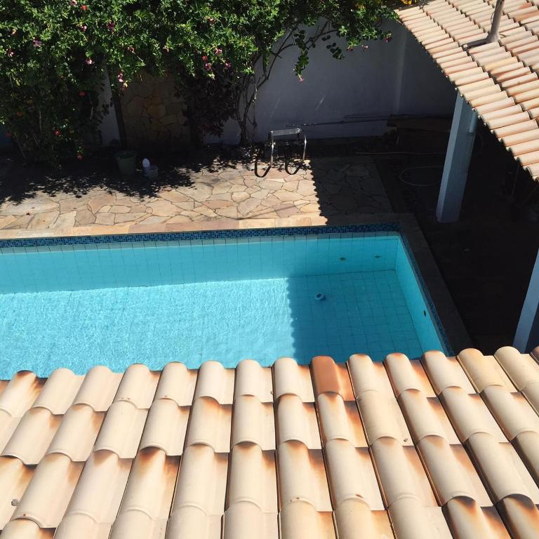  Casa plana com 4 quartos e piscina em Arraial do Cabo