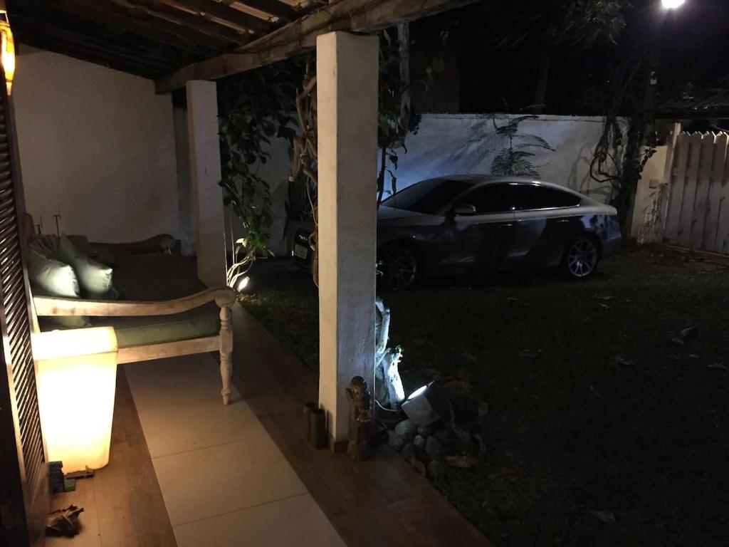  Casa plana com 4 quartos e piscina em Arraial do Cabo