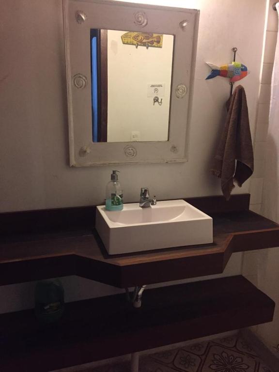  Casa plana com 4 quartos e piscina em Arraial do Cabo