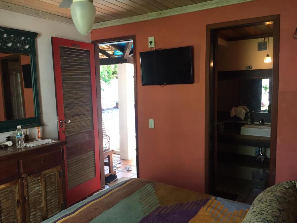  Casa plana com 4 quartos e piscina em Arraial do Cabo