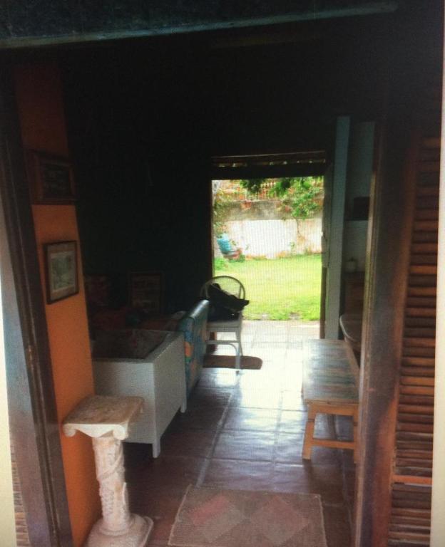  Casa plana com 4 quartos e piscina em Arraial do Cabo