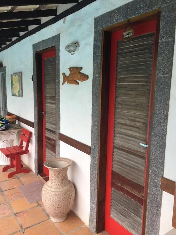  Casa plana com 4 quartos e piscina em Arraial do Cabo