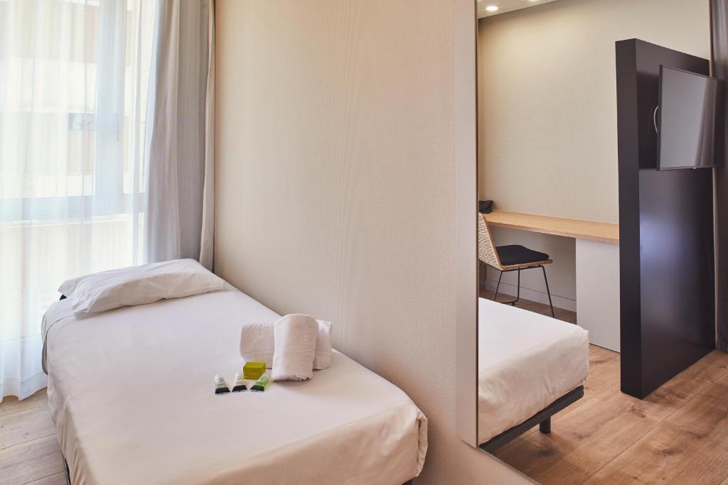 Silken Reino de Aragón - Resim 14