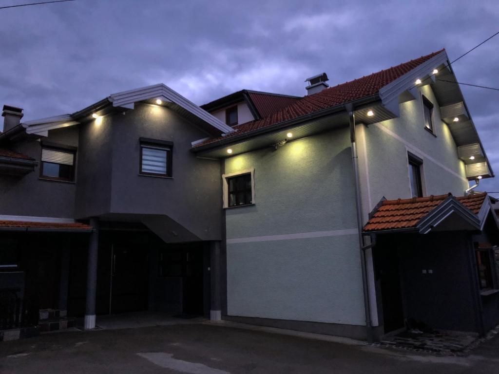 Budova, v ktorej sa penzión nachádza