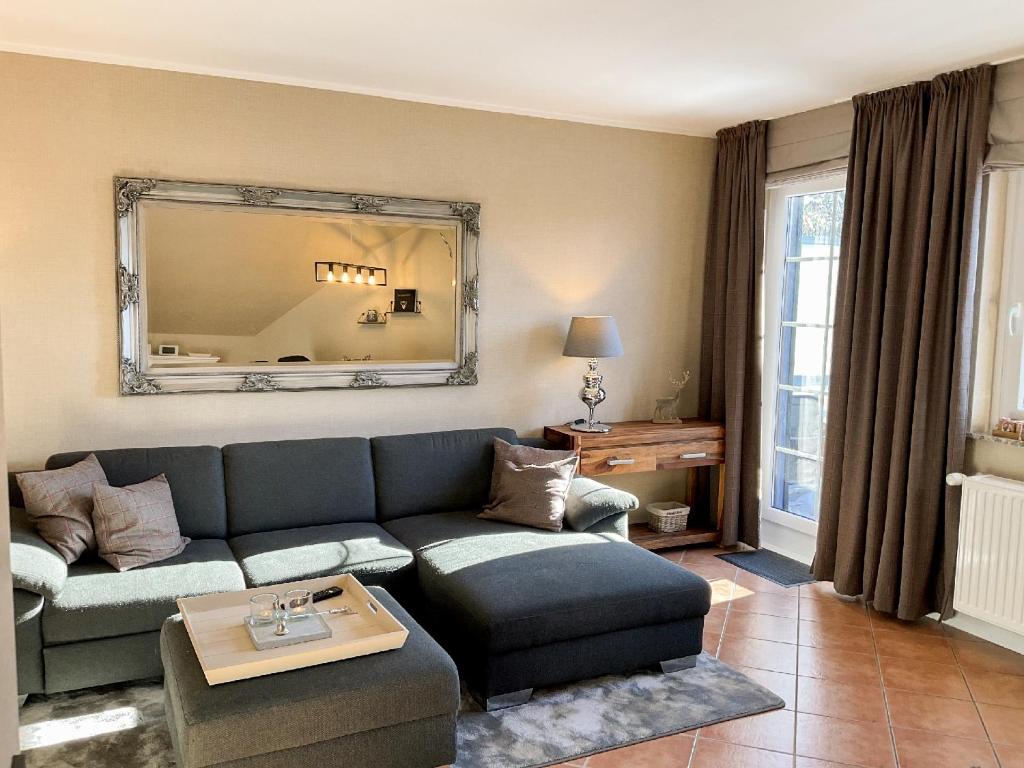 Khu vực ghế ngồi tại Luxus Ferienwohnung schöne Aussicht