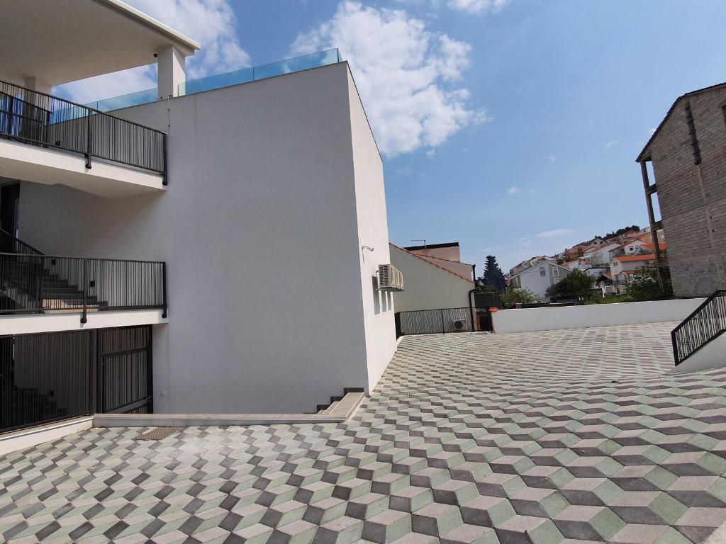 Budova, v ktorej sa apartmán nachádza