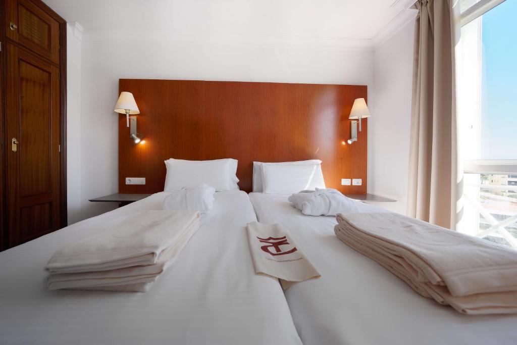 TC Apartamentos Dorotea - 11