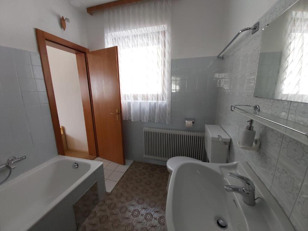 Koupelna v ubytování B&B Pension Karlsdorfer Hof