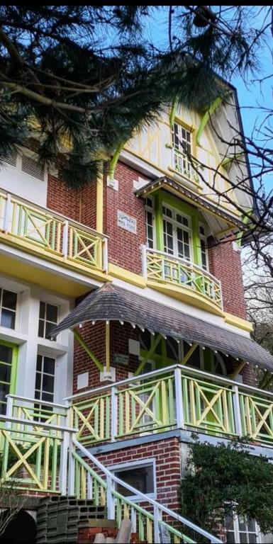Budova, kde se apartmán nachází