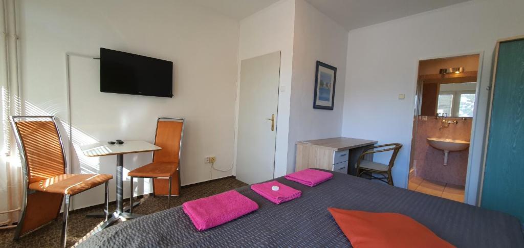 M-Tourist - Resim 16