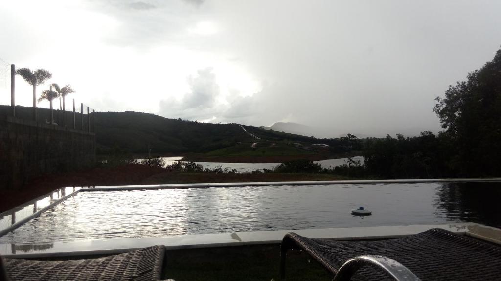  Casa de Campo com vista para o lago de Furnas em Capitólio