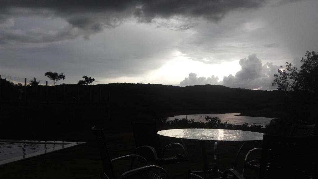  Casa de Campo com vista para o lago de Furnas em Capitólio